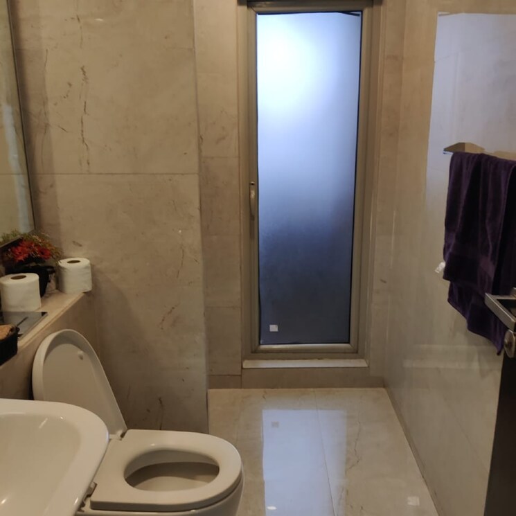 Bathroom, hiranandani-marvela 4 Bedroom 1688 Sq.Ft. Apartment In Hiranandani Estate Thane 8455639