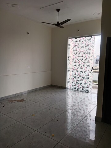 2.5 BHK Builder Floor For Rent in Huda