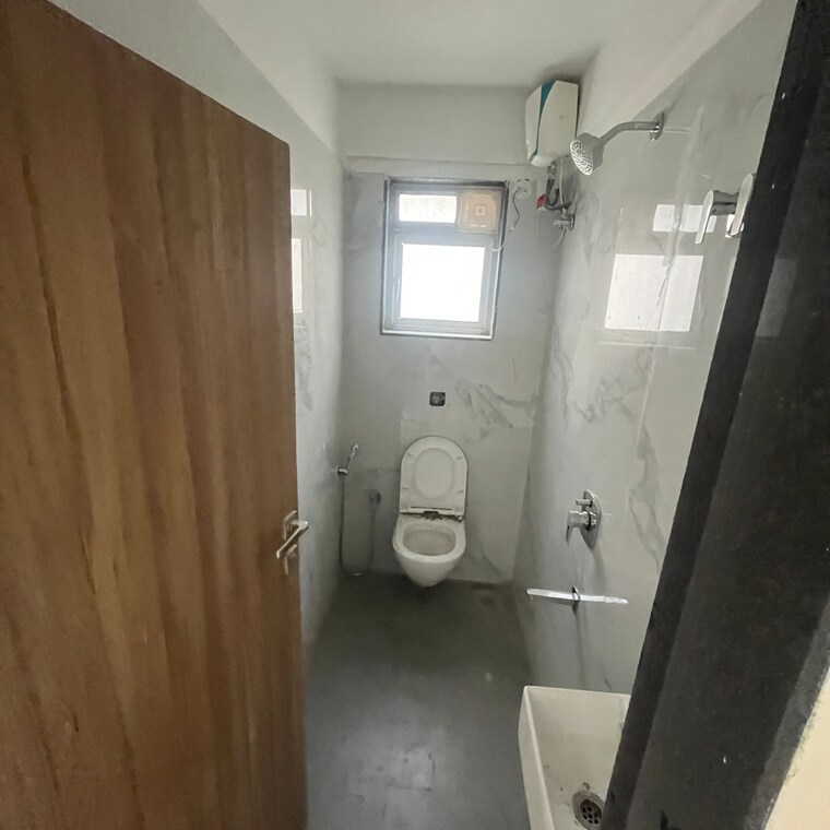 Bathroom, vaibhavlaxmi-east-syde 1 Bedroom 407 Sq.Ft. Apartment In Naidu Colony Mumbai 8455650