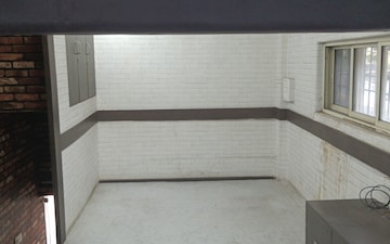 Shop For Rent in Thane West