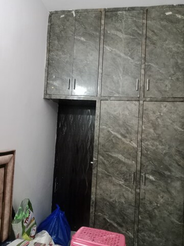 Room in 1.5 BHK Builder Floor at Sector 18 – for Rent