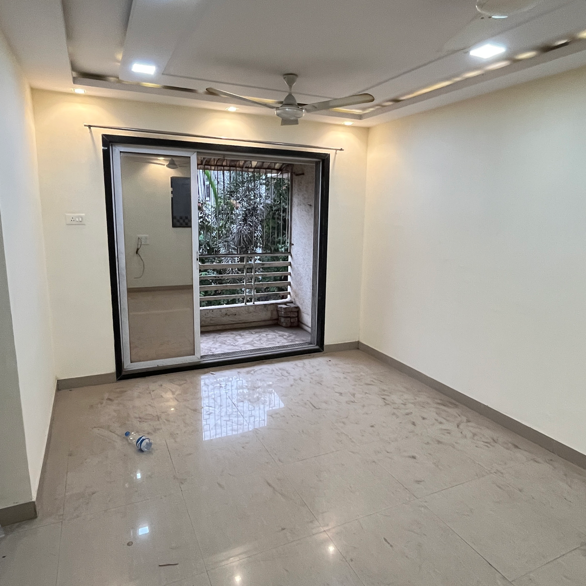 2 BHK Apartment For Sale in Vertex Solitaire