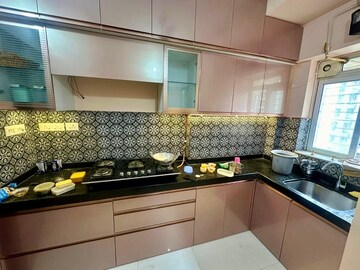 2 BHK Apartment For Sale in Lodha Amara, Kolshet Road