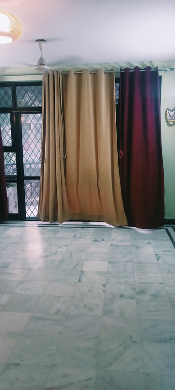 Bedroom in 2 BHK Builder Floor at Ansal Sushant Apartments, Sushant Lok I – for Rent