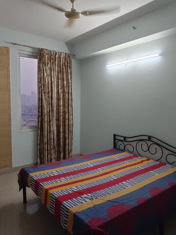 Bedroom in 2.5 BHK Apartment at RG Residency, Sector 120 – for Rent