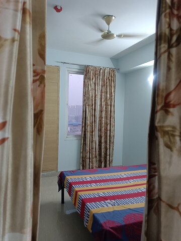 Bedroom in 2.5 BHK Apartment at RG Residency, Sector 120 – for Rent