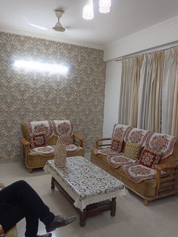 Master Bedroom in 2.5 BHK Apartment at RG Residency, Sector 120 – for Rent