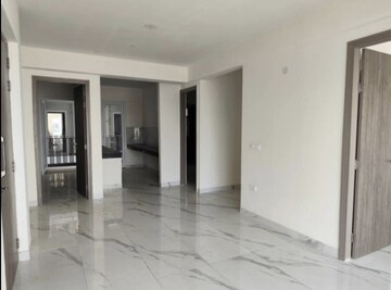 Building Lobby in 3.5 BHK Builder Floor at Smart World Gems, Sector 89 – for Sale