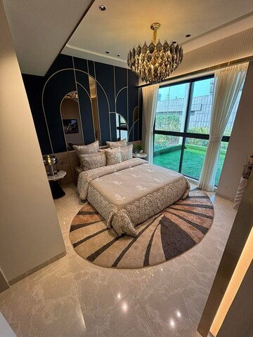 Master Bedroom in 4 BHK Apartment at Maruti Midtown Heritage, Gandhar Nagar – for Sale