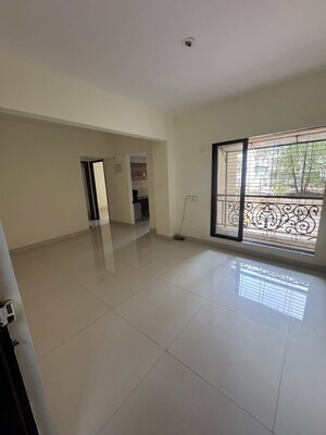 Master Bedroom in 2 BHK Apartment at Nalanda Chamber, Naupada – for Sale