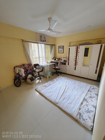 Bedroom in 2 BHK Apartment at Bandra West – for Rent