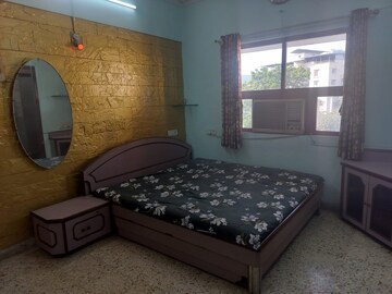 Bedroom in 2.5 BHK Apartment at Monalisa Shopping Centre, Panch Pakhadi – for Rent
