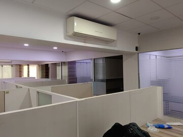  Office Space – Exterior View View at Kakad Chambers, Worli - for Rent