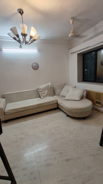 Master Bedroom in 1 BHK Apartment at Mangal Geeta Apartment, Andheri West – for Rent