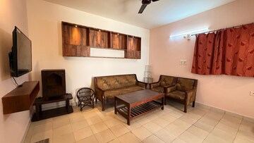 Master Bedroom in 2 BHK Apartment at Gomti Nagar – for Rent