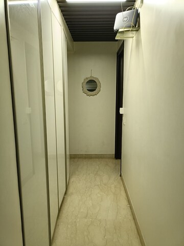 Room in 2 BHK Apartment at Bandra West – for Rent