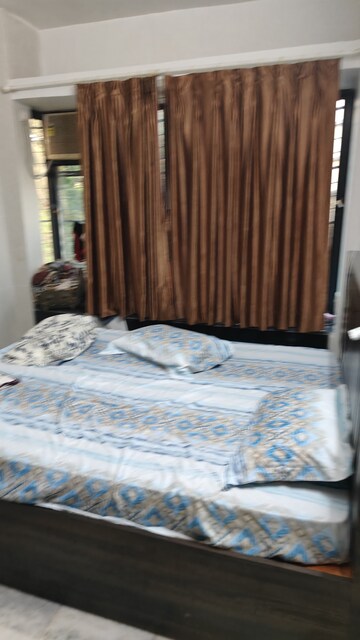 Bedroom in 1 BHK Apartment at Suyog CHS Andheri, Andheri West – for Rent