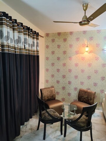 Living Room in 2 BHK Apartment at Sector 20 – for Rent