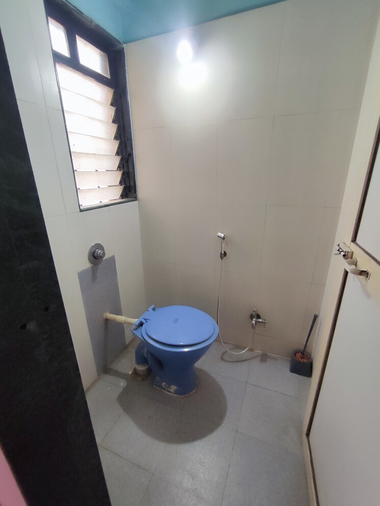 Bathroom, puranik-city 1 Bedroom 401 Sq.Ft. Apartment In Kasarvadavali Thane 8455858