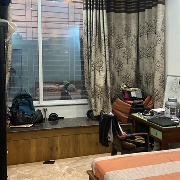 Room in 2 BHK Apartment at Manish Nagar – for Rent