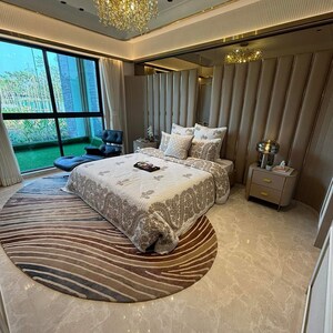 Bedroom in 4 BHK Apartment at Mohan Altezza, Wayle Nagar – for Sale