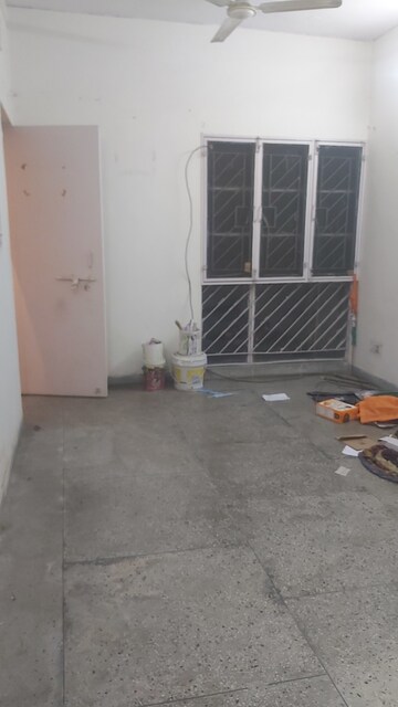 2.5 BHK Apartment For Rent in Mayur Vihar