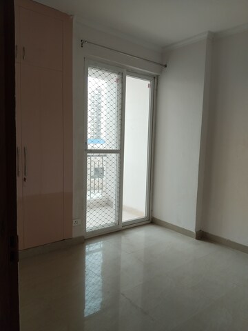 Master Bedroom in 3 BHK Apartment at Amrapali Riverview, Amrapali Leisure Valley – for Rent