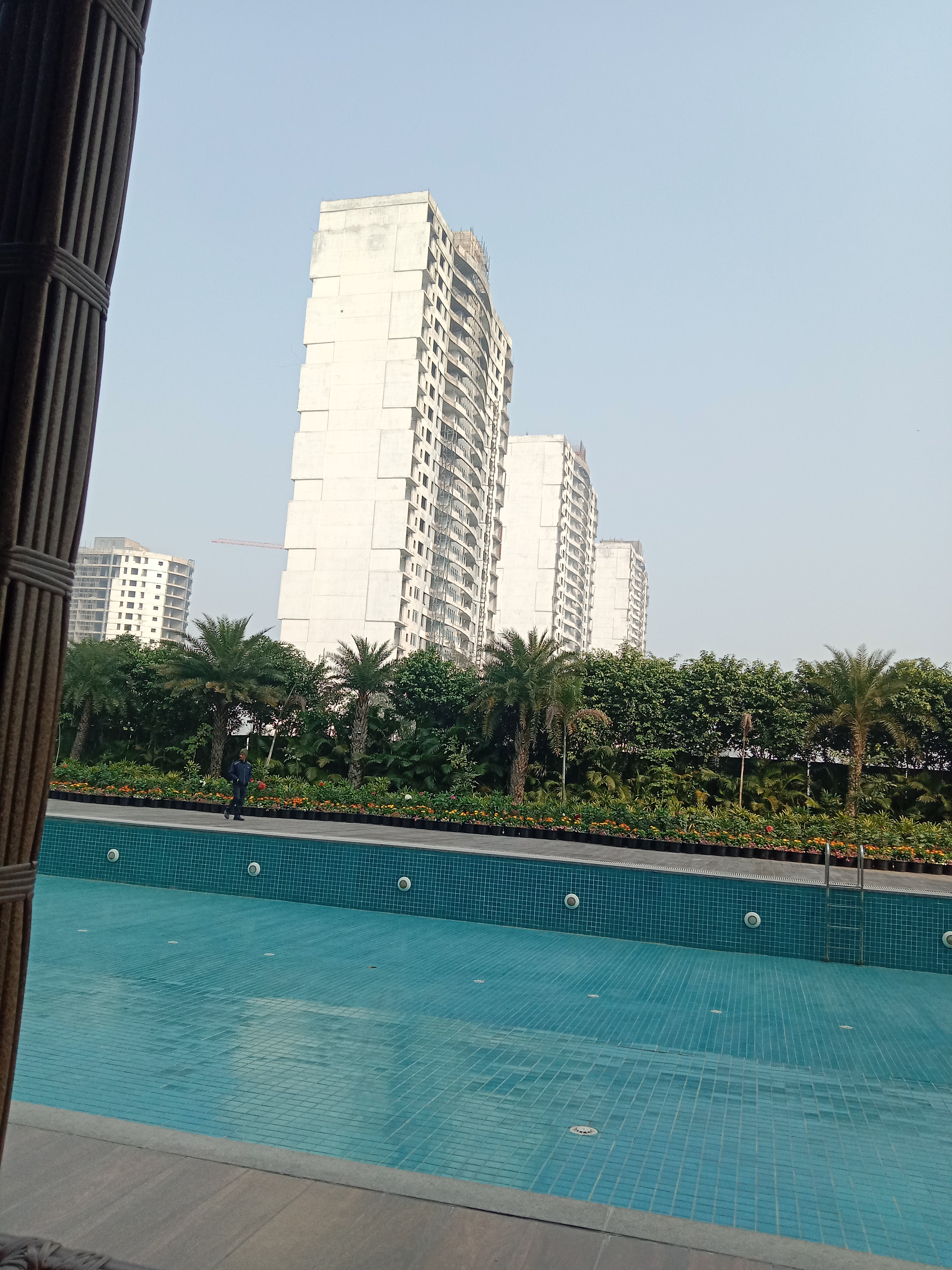 2.5 BHK + Extra Room Apartment For Sale in Omaxe Lake