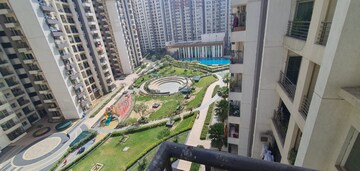 3 BHK Apartment For Rent in Tata Eureka Park, Sector 150