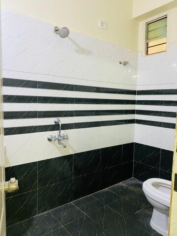 Master Bedroom in 3 BHK Builder Floor at Manikonda – for Rent