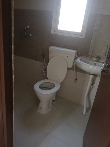 Bathroom in 2 BHK Apartment at Pyramid Heights, Sector 85 – for Rent