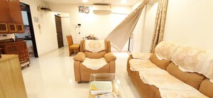 Living Room in 2 BHK Apartment at Bhoomi Gobind Bhavan, Khar West – for Sale