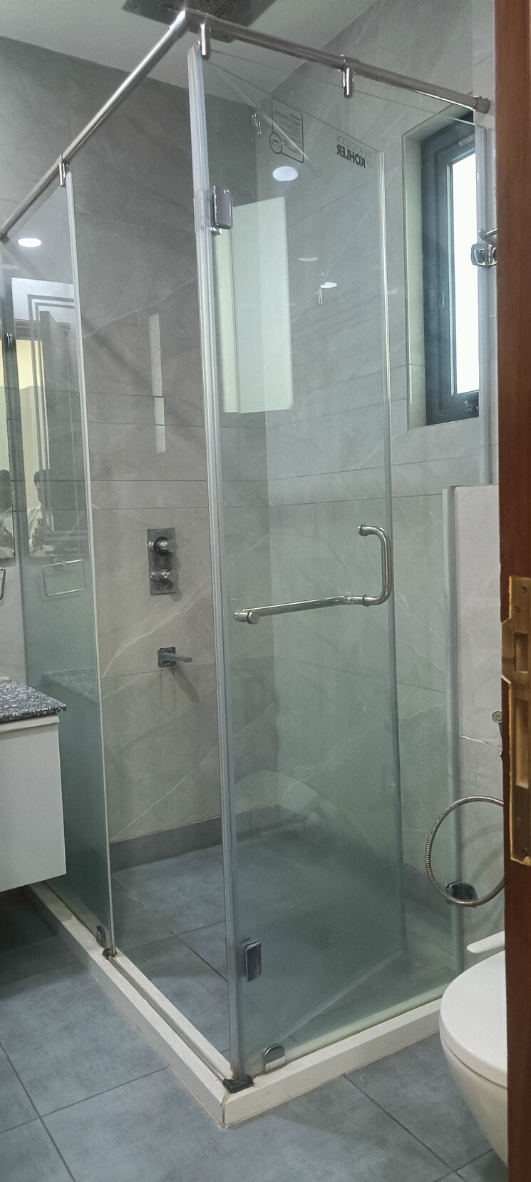 Bathroom, sector 50 3 Bedroom 250 Sq.Mt. Villa In Sector 50 Noida 8455949