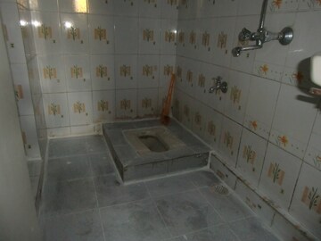 Bathroom in 2 BHK Independent House at Rt Nagar – for Rent