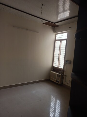 Master Bedroom in 2 BHK Apartment at Suncity Avenue 102, Sector 102 – for Rent