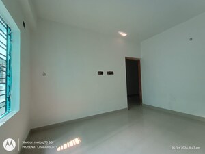 Room in 3 BHK Apartment at Barasat – for Sale