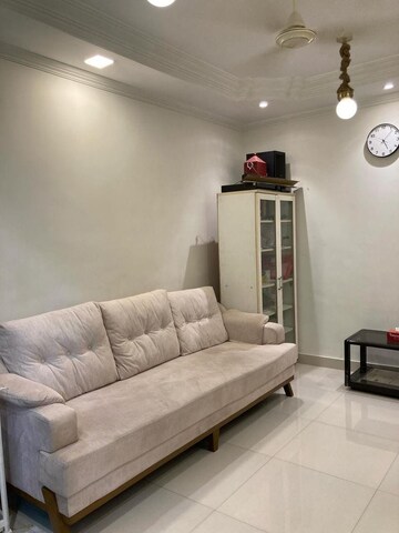 Room in 1 BHK Apartment at Andheri East – for Rent
