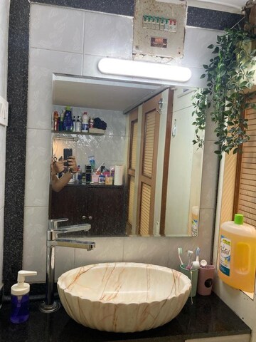 Attached Bathroom in 1 BHK Apartment at Andheri East – for Rent