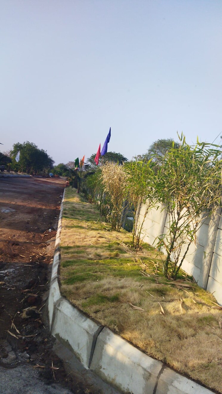 Garden, laxmi-residency-sangareddy  150 Sq.Yd. Plot In Sangareddy Hyderabad 8456148