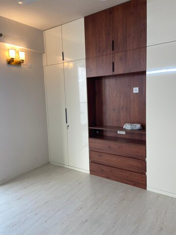 Master Bedroom in 3 BHK Apartment at M3M Sky City, Sector 65 – for Rent