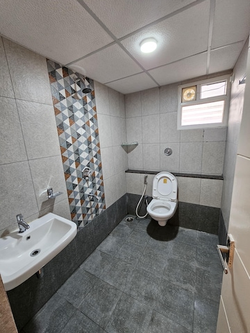 Bathroom in 3 BHK Apartment at Candeur Signature, Varthur – for Rent