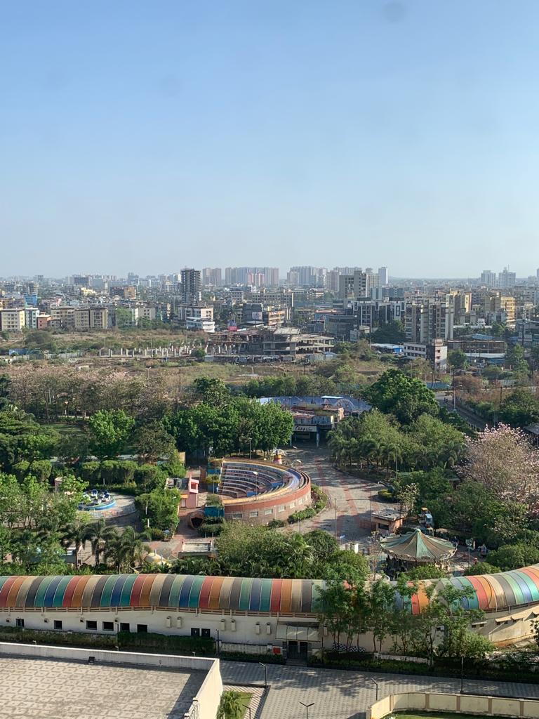 2 BHK Apartment For Sale in Rustomjee Avenue L1