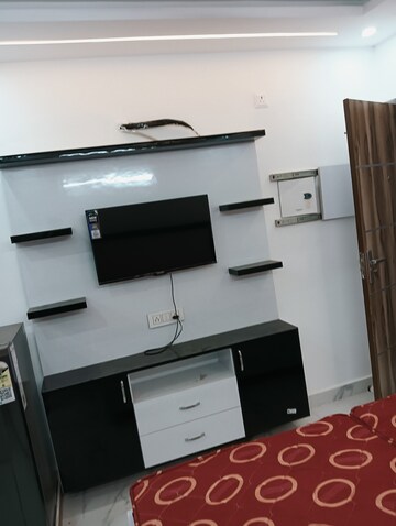 1 RK Apartment For Rent in Emaar Emerald Floors Premier, Sector 65