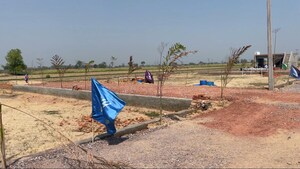  Plot – Garden View at Presithum, Sector 25 Yamuna Expressway - for Sale