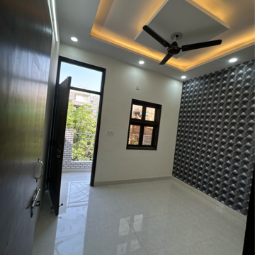 Bedroom in 1 BHK Builder Floor at Patel Nagar – for Rent
