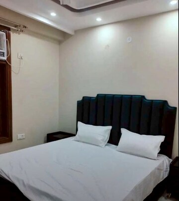 Bedroom in 1 BHK Builder Floor at Kishangarh – for Rent