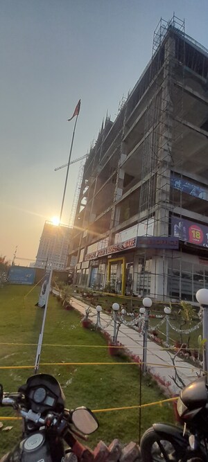 Team Area in  Shop at Shagun City Center, Pi Greater Noida – for Sale