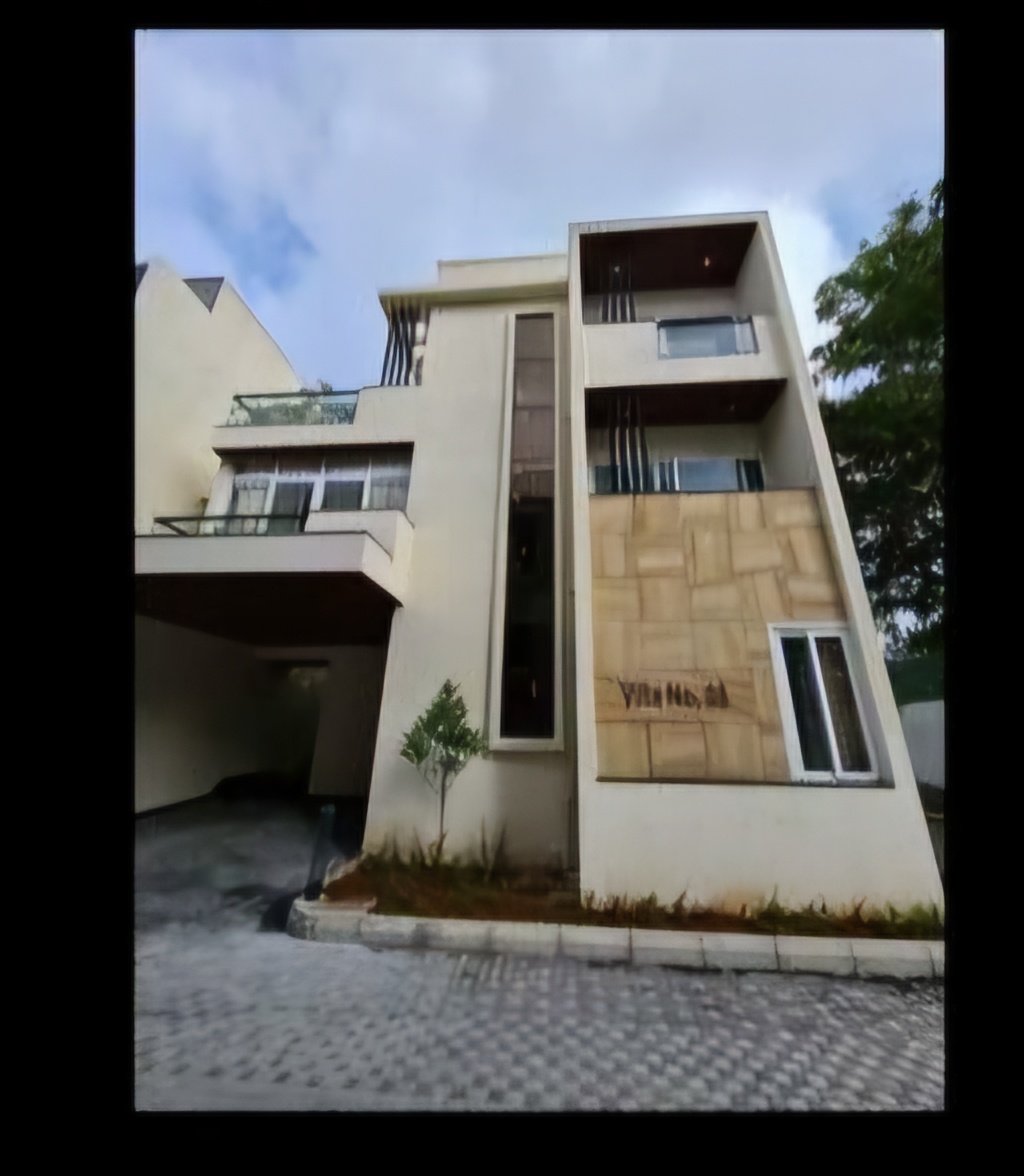 5 BHK + Servant Room Villa For Sale in MIMS Northdale