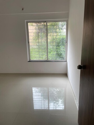 Master Bedroom in 2 BHK Apartment at Geeta Gold Floristaa, Kharadi – for Rent