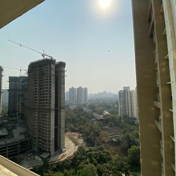 Living Room in 3 BHK Apartment at Lodha Amara, Sandoz Baug – for Rent
